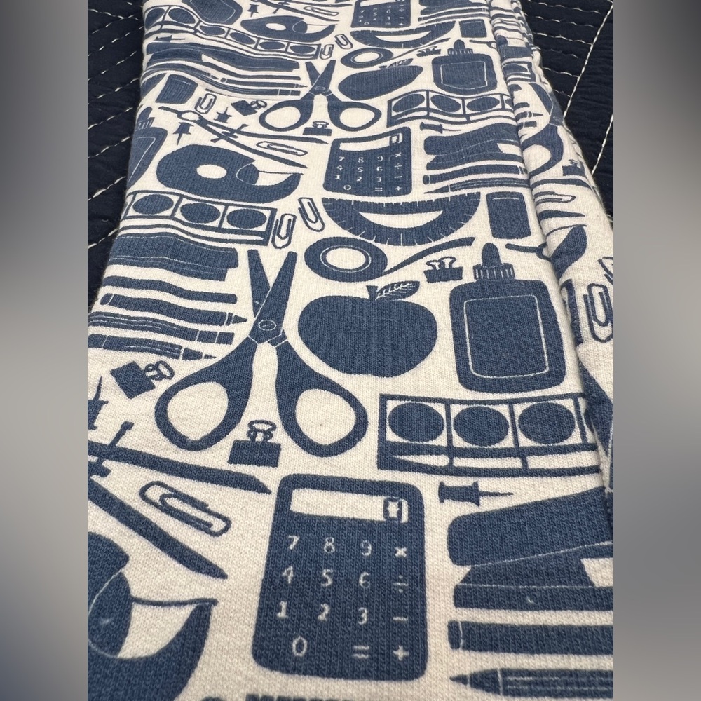 BNWOT Winter Water Factory school supplies print sweatpants, unisex size 8